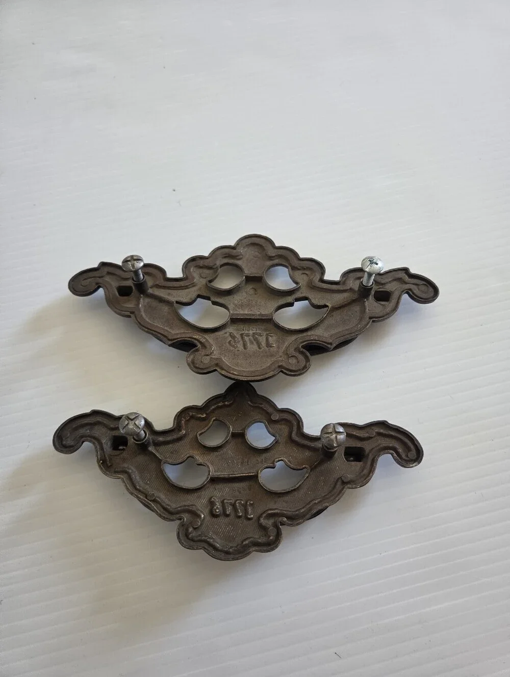 Vintage Pair of Brass Chippendale Style Dresser Drawer Pulls, 3